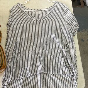 Heroes and dreamers blouse
